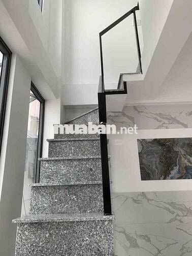 CHO THUÊ NHÀ NGUYÊN CĂN 1 TRỆT 2 LẦU (2PN) - 2WC -