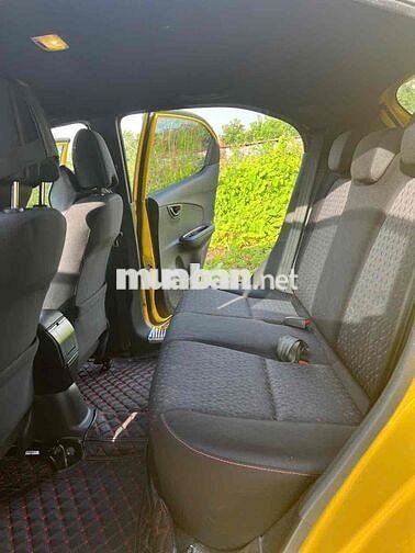 Honda Brio 2021 RS - 50000 km