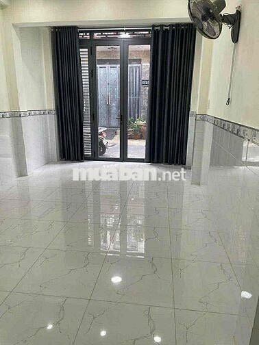 cho thue nhà mới cmt8 hẻm xe hơi quận tân bình