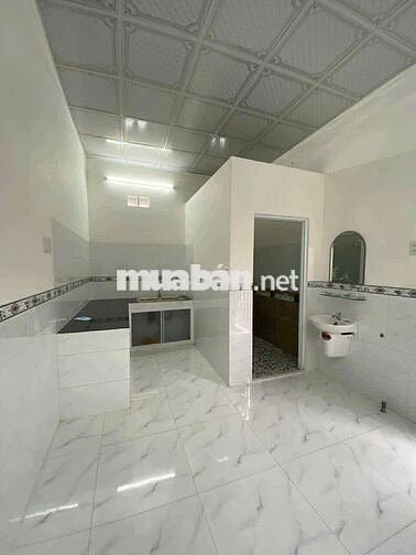 Bán gấp nhà Tân Hiệp 8  Hóc Môn dt 94m2 Sổ hồng riêng,giá 710tr