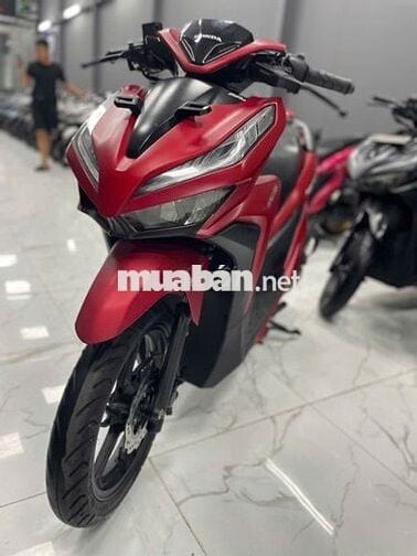 Vario 2021 trả góp 0 đồng 18 tuổi nhận xe