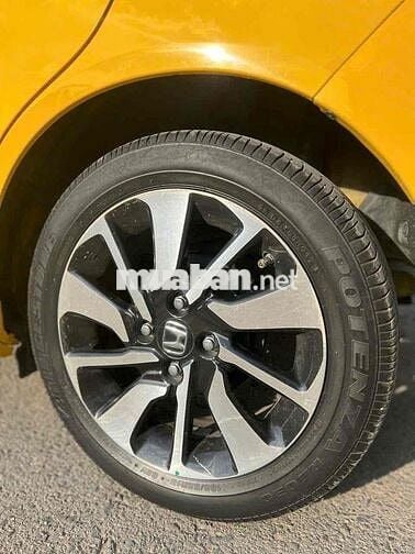 Honda Brio 2021 RS - 50000 km