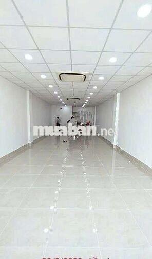 CHO THUÊ MTKD CÓ THANG MÁY, DT: 5X20, 1TR 1HẦM, 4LẦU, GIÁ 50TR