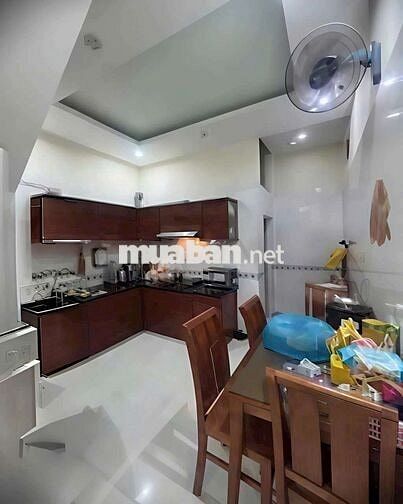 Cho thuê nhà 3 tầng Hiệp Thành, Quận 12