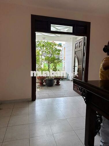 Mặt tiền ĐS1 Cư xá Chu Văn An, 3 lầu 5 phòng để Ở và Làm VPCTY