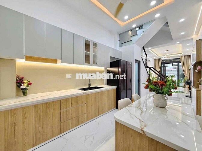 Phân khúc thấp ngay Nguyễn Tư Giản, GV 4tỷ600, nhà gần 50m2.