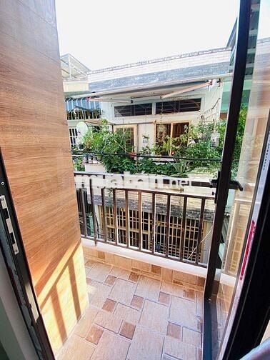 Nhà Bán mới hoàn hiện lương văn can P.15 Q8