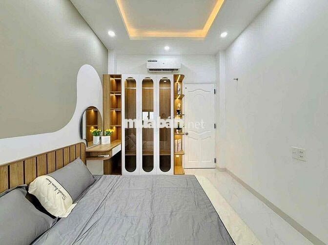 Phân khúc thấp ngay Nguyễn Tư Giản, GV 4tỷ600, nhà gần 50m2.