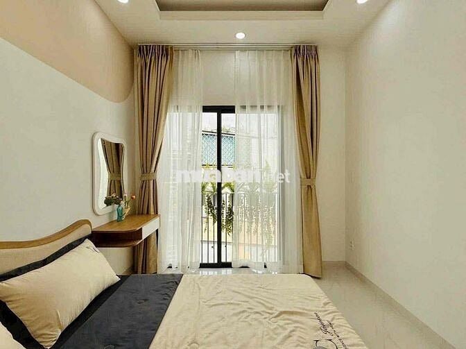 Phân khúc thấp ngay Nguyễn Tư Giản, GV 4tỷ600, nhà gần 50m2.