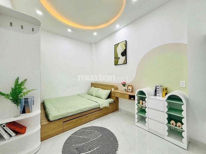 Phân khúc thấp ngay Nguyễn Tư Giản, GV 4tỷ600, nhà gần 50m2.