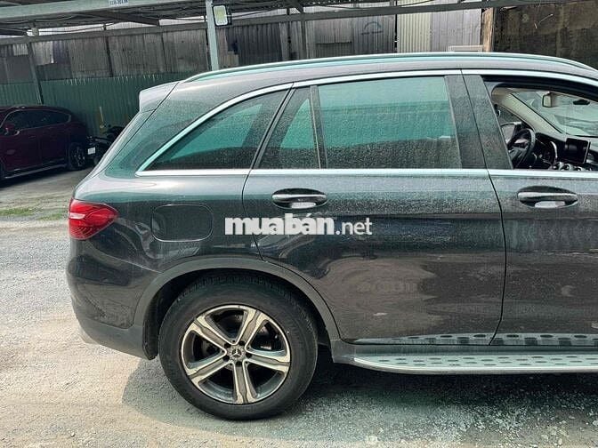 Mercedes Benz GLC Class 2019 - 80000 km