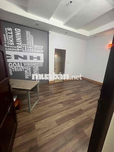 Cần cho thuê nhà hxt 6x20m 2 lầu st 6pn 5wc