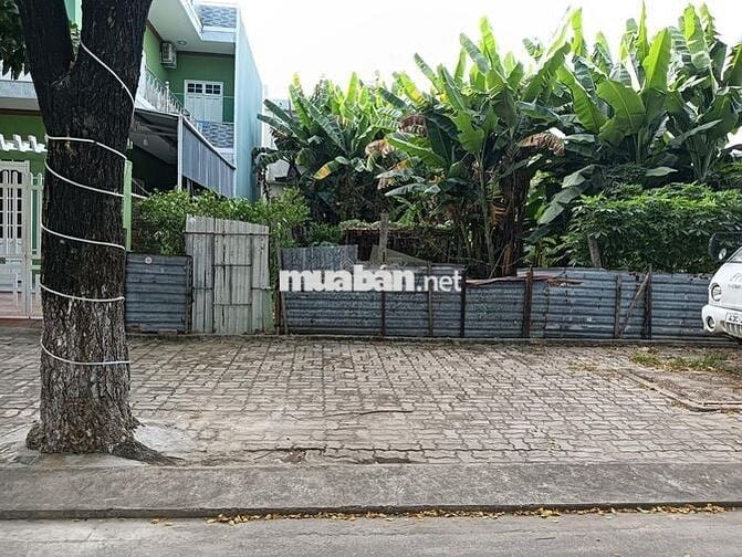 bán đất đường 10m5 MT:7m Nguyễn Hàng Chi,ngay CC Lakeside Bầu Tràm