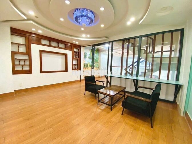 CĂN NHÀ 5 TẦNG NẰM TRONG KHU ĐỒNG BỘ VÍP 2 XE HƠI NÉ NHAU P.14 GÒ VẤP