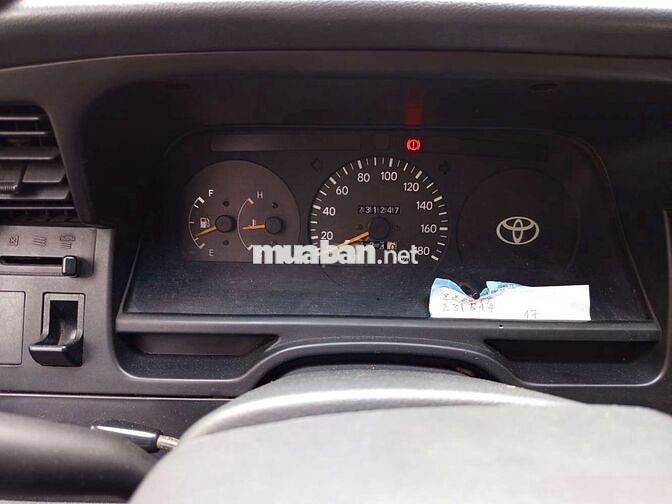 68 2005 Commuter 2.5 - 123456 km