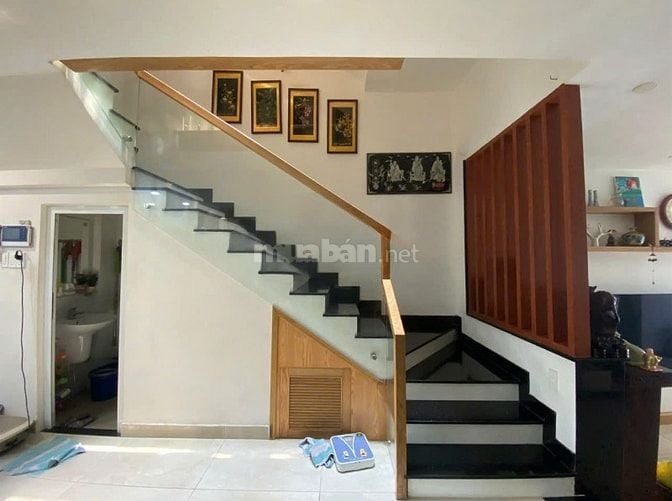 Hẻm xe hơi Quận 10 sát mặt tiền Nguyễn Kim, 4tỷ890, Dtcn:65m2, SHR, TL