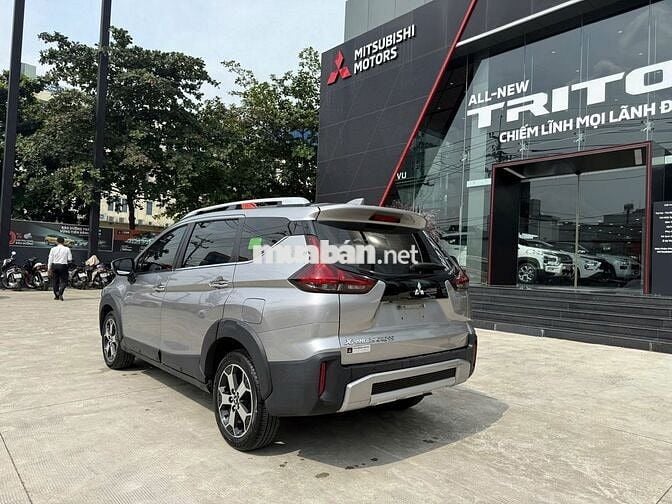 Mitsubishi Xpander Cross 2022 - 23200 km