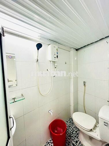 CHÍNH CHỦ CHO THUÊ NHÀ MỚI 1 TRỆT 1 LỬNG, GẦN NGÃ 4 HÀNG XANH, Ở NGAY
