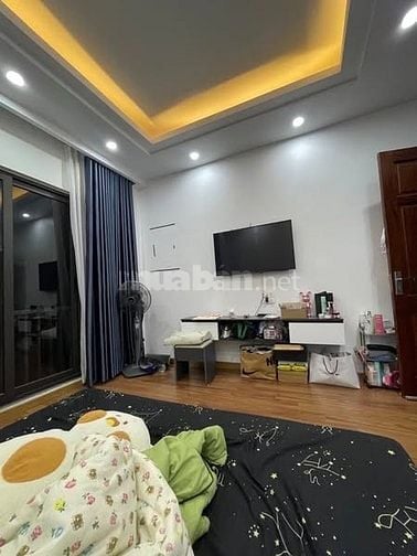 7 TỶ Là SỞ HỮU NGAY CĂN NHÀ 5 TẦNG - 3PN - CẠNH CHUNG CƯ BERRIVER
