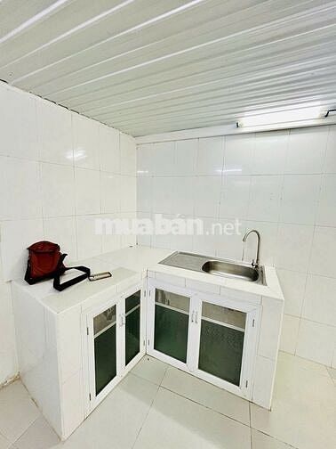 CHÍNH CHỦ CHO THUÊ NHÀ MỚI 1 TRỆT 1 LỬNG, GẦN NGÃ 4 HÀNG XANH, Ở NGAY