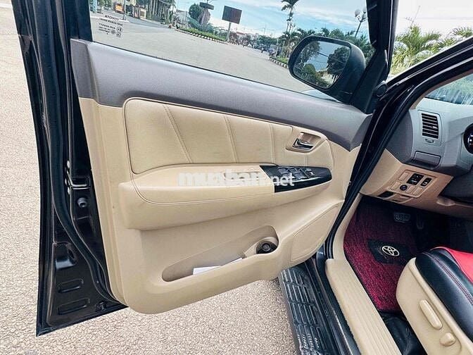 Toyota Fortuner đk 2014 xe rất đẹp nhận đỗi xe