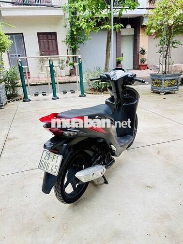 Honda Vision cá tính 2022 nguyên bản