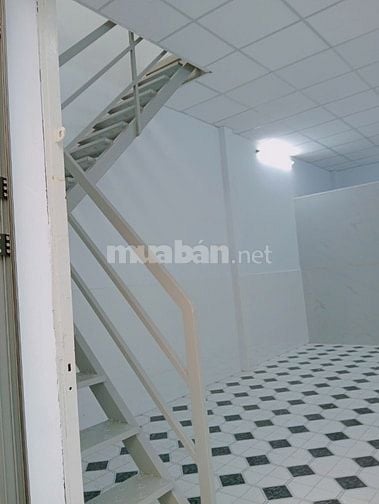 Cho gia đình thuê nhà nguyên căn Nguyễn Thị Minh Khai, Quận 1, 80m2