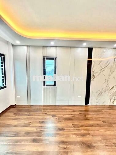 BÁN CĂN NHÀ 46,7M2 XÂY 6TẦNG THANG MÁY GARA Ô TÔ , RẺ NHẤT HÀ NỘI