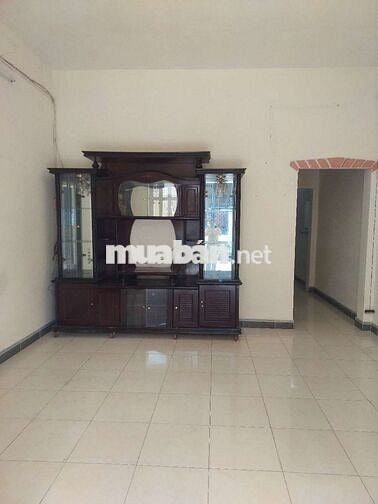 Nhà 44m2, có gác, 1 phòng ngủ, đường Lê Thị Hà, Hóc Môn