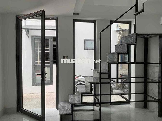 NHÀ NGUYÊN CĂN - 1 TRỆT 2 LẦU - 2PN 3WC