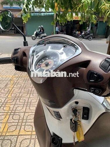 bán xe chính chủ công chứng liền