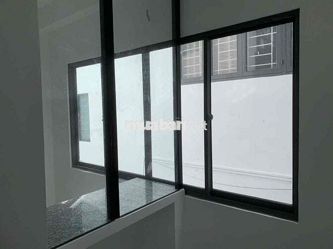 NHÀ NGUYÊN CĂN - 1 TRỆT 2 LẦU - 2PN 3WC