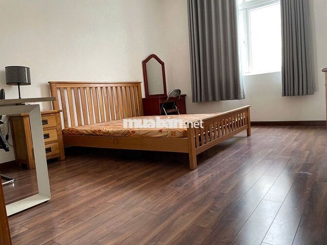 Cho thuê biệt thự DT 120m2, trệt 2 lầu, sau GIGAMALL Bình Triệu.
