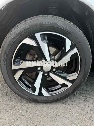 cần bán xpander premium 2023