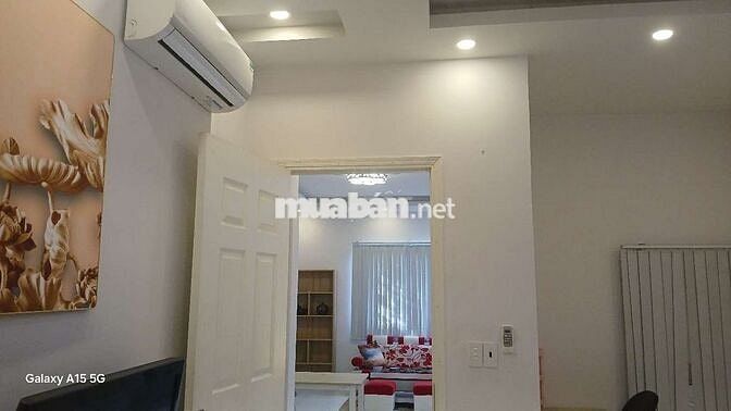 Cho thuê nhà nguyên căn, diện tích 5x20, 1 trệt,2 lầu,nội thất đầy đủ