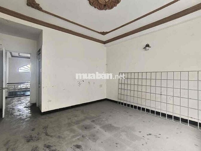 HXH Nguyễn Oanh, p17, 4x17, 3 tầng, cạnh chợ An Nhơn, 6.5tỷ