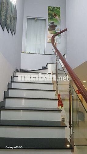 Cho thuê nhà nguyên căn, diện tích 5x20, 1 trệt,2 lầu,nội thất đầy đủ