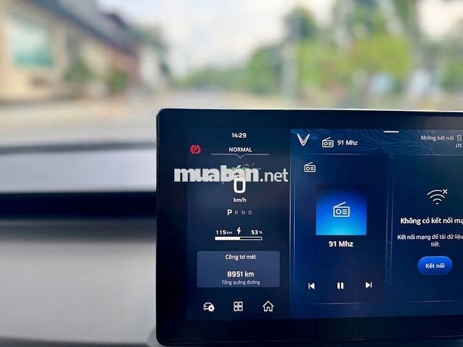 VinFast VF3 2025 - Màu xám - 9000km - Mua pin