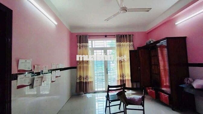 CHO THUÊ NHÀ 3 LẦU 6 PN NGANG 8M HBC