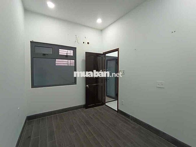 NHÀ MỚI GẦN 70M2 - giá 5 tỷ 2 Thương lượng - NGAY CÔNG VIÊN LÀNG HOA