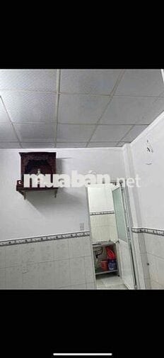 nhà 1 lầu 2pn (1 kín 1 hở) 2wc ds 3 gần FTiMa đh luật