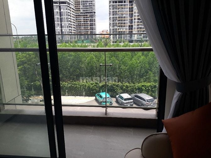 CHỦ NHÀ CHO THUÊ CĂN HỘ GÓC, TẦNG 3- 2PN+; 2WC, TÒA BS11 VINHOMES Q.9