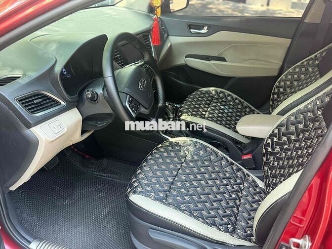 Hyundai Accent 2020 1.4 AT - 923658 km