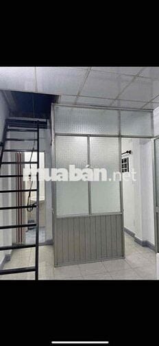 nhà 1 lầu 2pn (1 kín 1 hở) 2wc ds 3 gần FTiMa đh luật