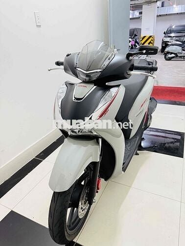 Chính chủ bán xe SH 160i 2024 màu xám xi măng