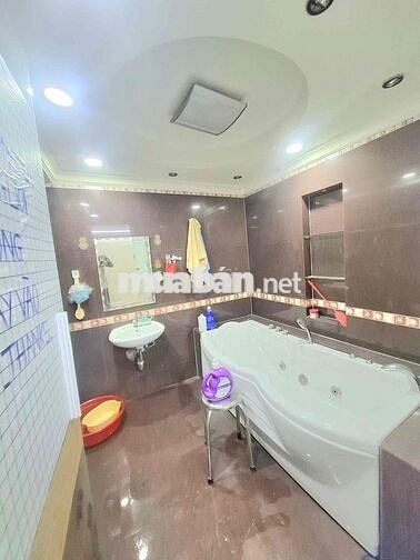 💎 💎 💎 TRỆT LẦU 4❌13M CÓ 2PN 2WC HẺM XE HƠI TRẦN VĂN QUANG P10 TB