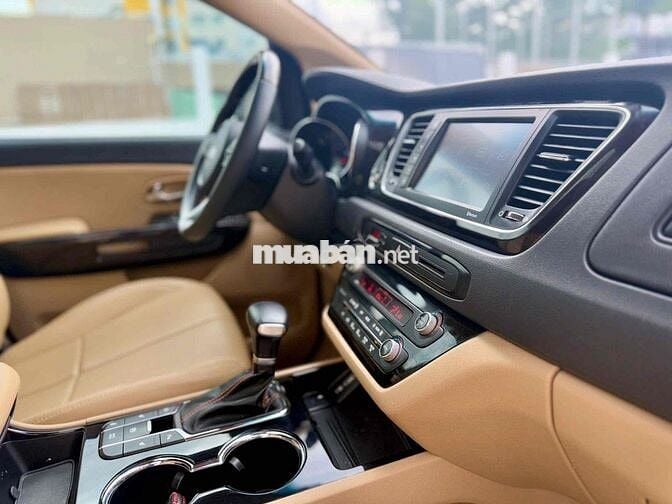 SEDONA 3.3 2020 XĂNG FULL ,HỖ TRỢ VAY 70% XE CHẤT
