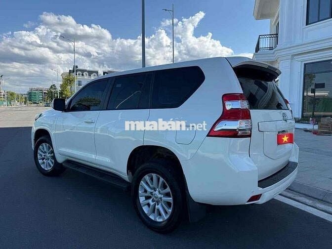 Prado model 2016  TXL 2.7L hộp số 6 cấp 1 chủ Hue