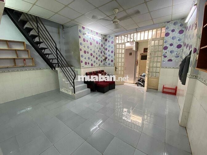 chính chủ cho thuê nhà nguyên căn điện nước chunhs chủ