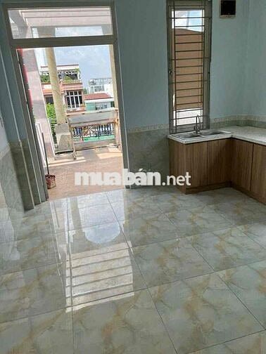 Cho thuê nhà mặt tiền lê trọng tấn